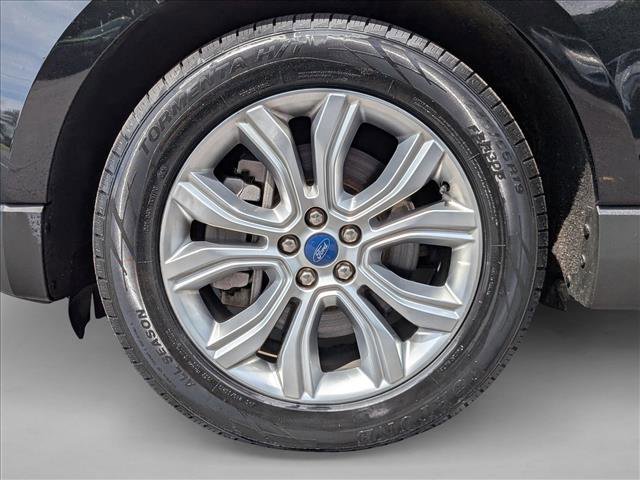 Certified 2022 Ford Edge Titanium AWD/4WD image 21