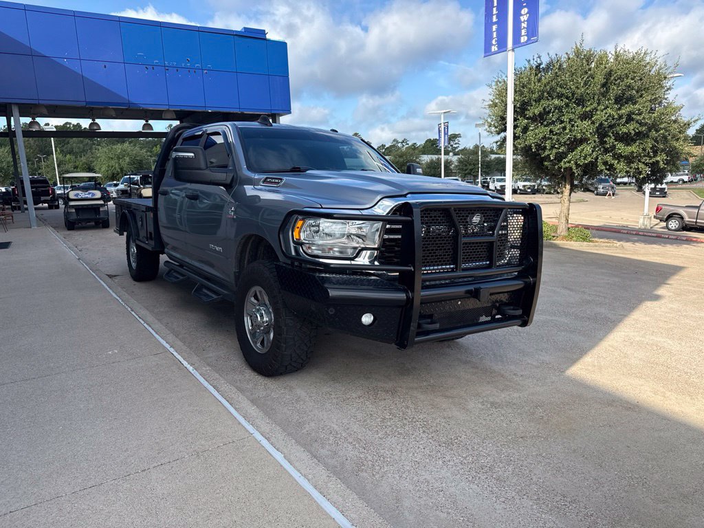 Used 2023 RAM 3500 Big Horn w/ Level 1 Equipment Group AWD/4WD image 2