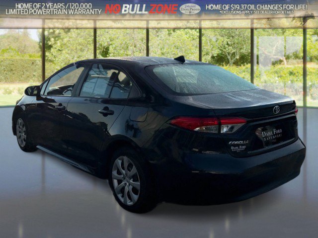 Used 2026 Toyota Corolla LE FWD image 3
