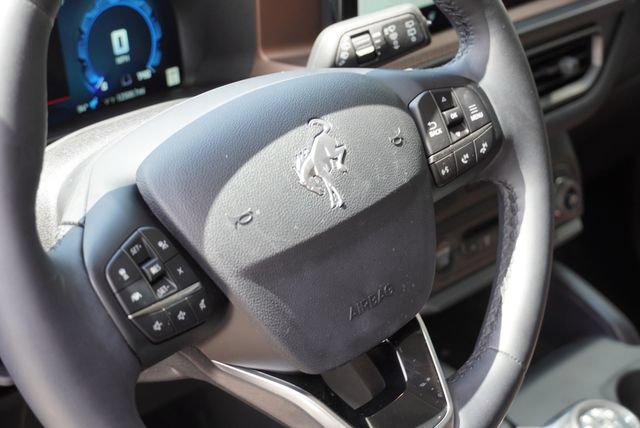 Certified 2025 Ford Bronco Sport Outer Banks w/ Outer Banks Tech Package+ AWD/4WD image 30