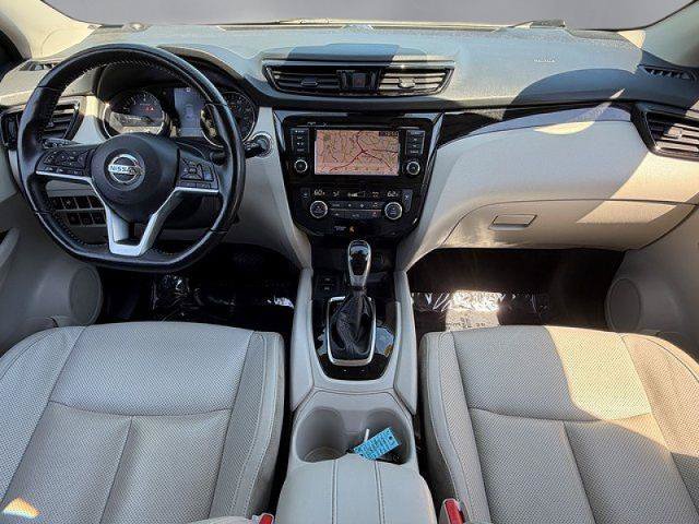 Used 2022 Nissan Rogue Sport SL AWD/4WD image 3