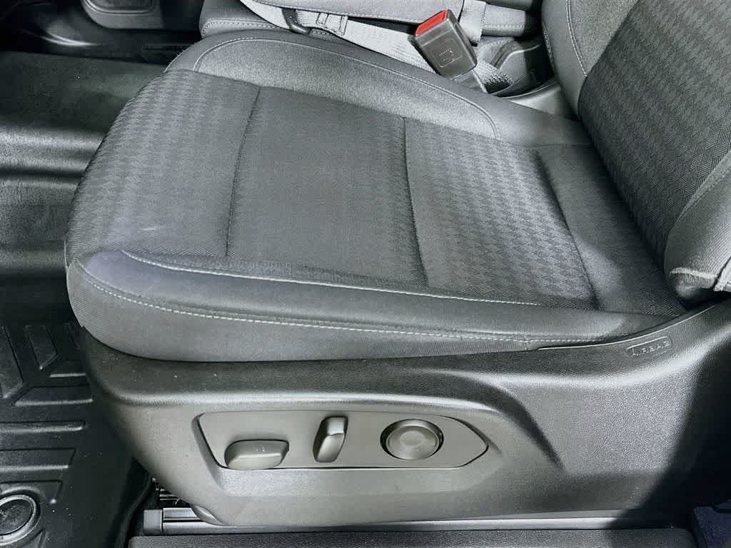 Used 2022 Chevrolet Silverado 1500 Custom RWD image 29