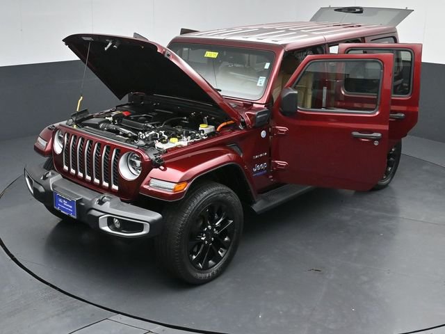 Used 2021 Jeep Wrangler Unlimited Sahara w/ Cold Weather Group AWD/4WD image 56