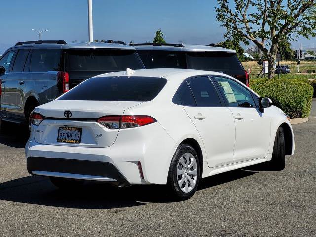 Used 2022 Toyota Corolla LE FWD image 4