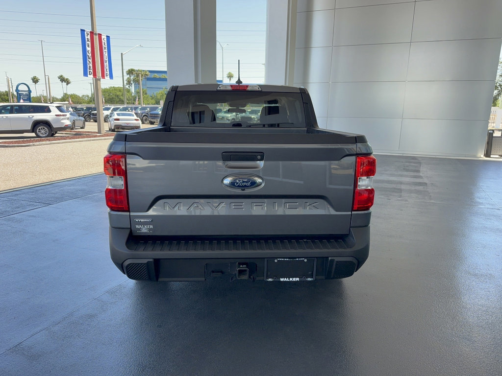 Certified 2023 Ford Maverick XL FWD image 3