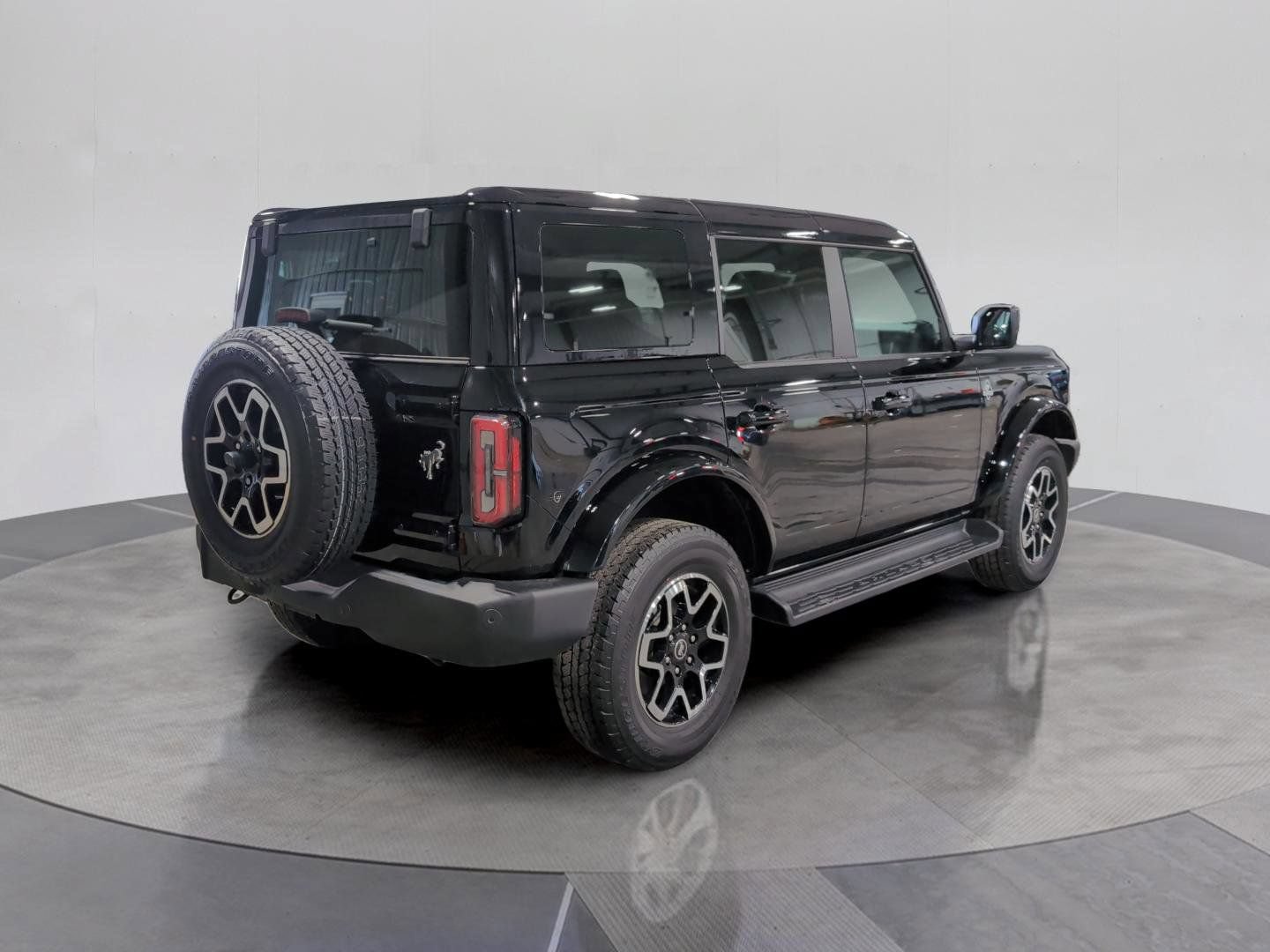 Certified 2025 Ford Bronco Outer Banks AWD/4WD image 6