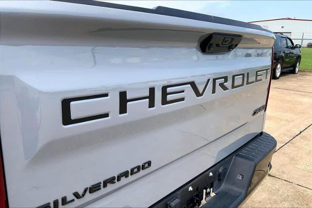 Used 2024 Chevrolet Silverado 1500 ZR2 w/ Technology Package AWD/4WD image 30