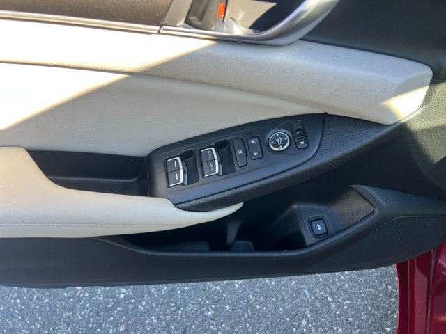 Used 2019 Honda Accord LX image 9