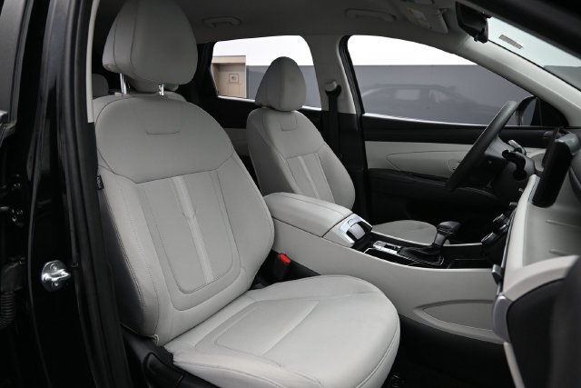 Used 2025 Hyundai Tucson SEL FWD image 24