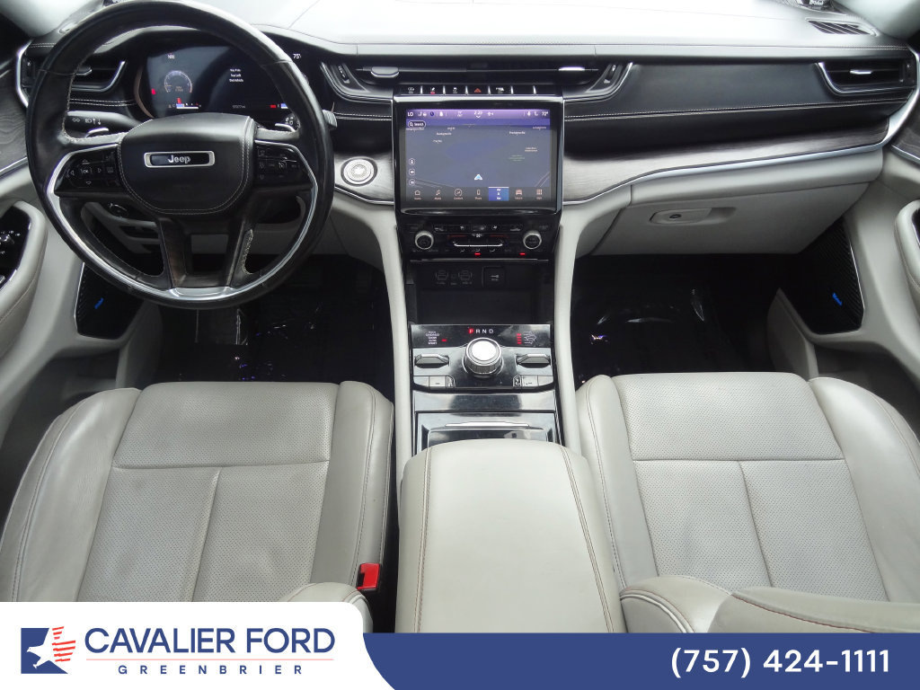Used 2021 Jeep Grand Cherokee L Overland w/ Luxury Tech Group IV AWD/4WD image 17