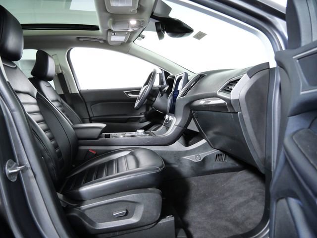 Certified 2024 Ford Edge SEL w/ Convenience Package AWD/4WD image 10