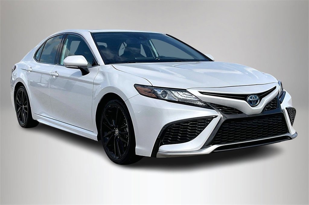 Used 2024 Toyota Camry XSE image 5
