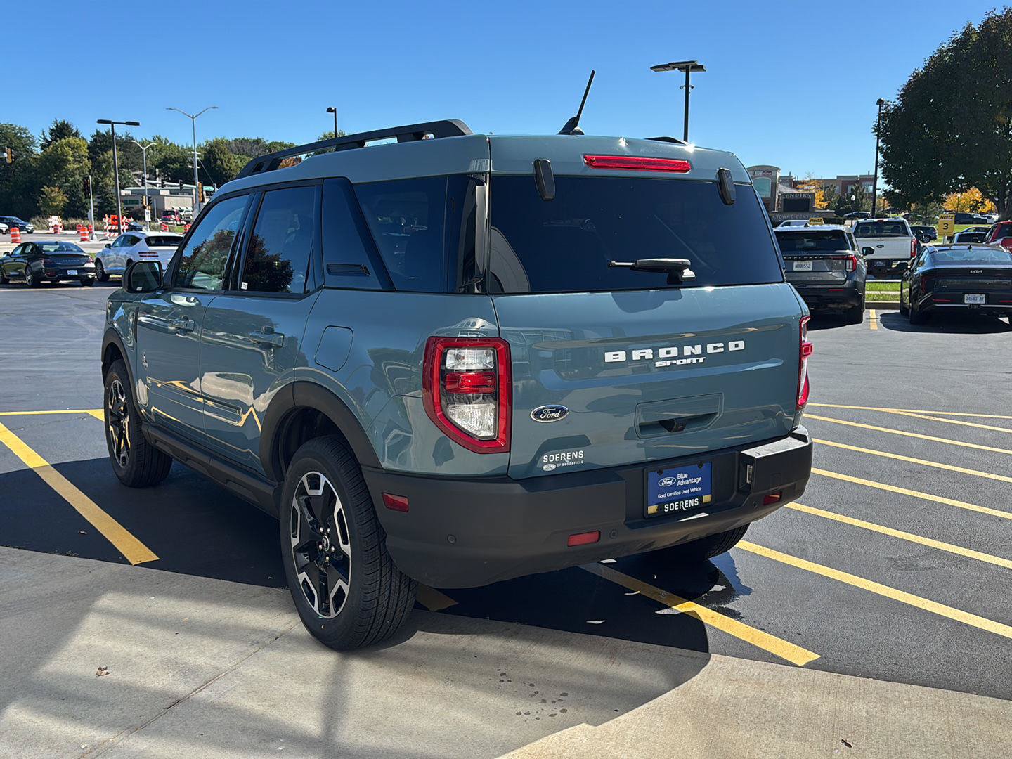 Certified 2023 Ford Bronco Sport Outer Banks AWD/4WD image 7