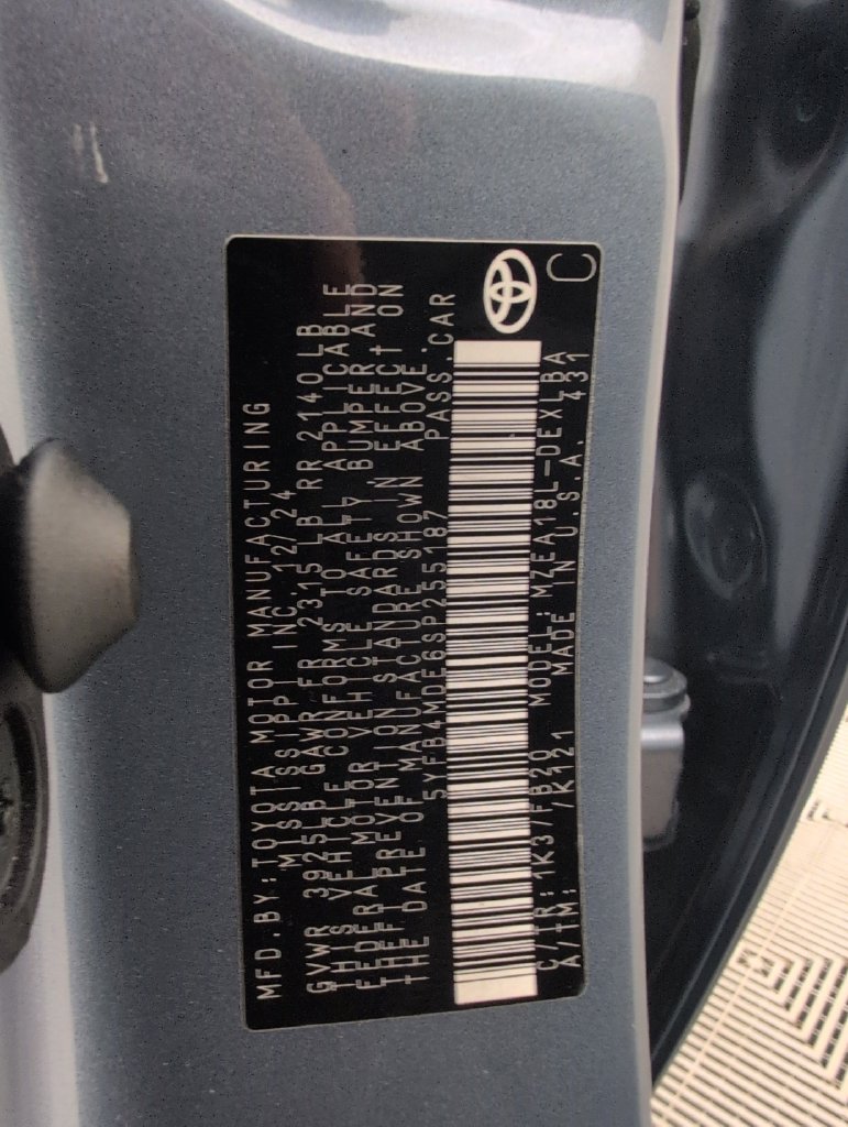 Used 2025 Toyota Corolla LE FWD image 40