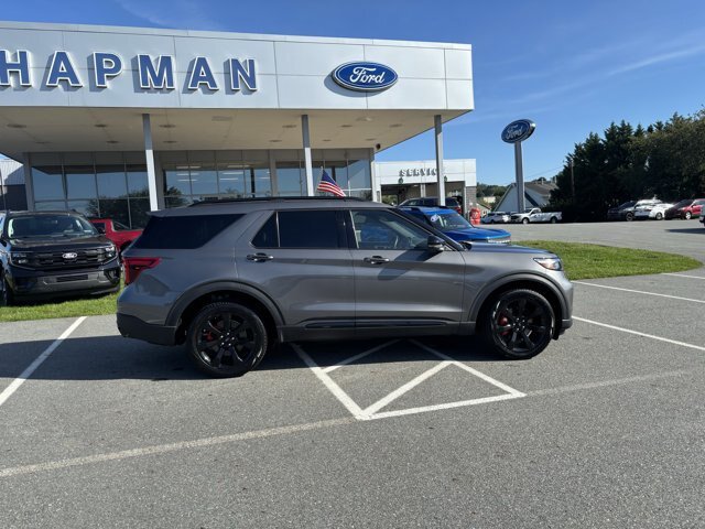 Certified 2023 Ford Explorer ST w/ Equipment Group 401A AWD/4WD image 8