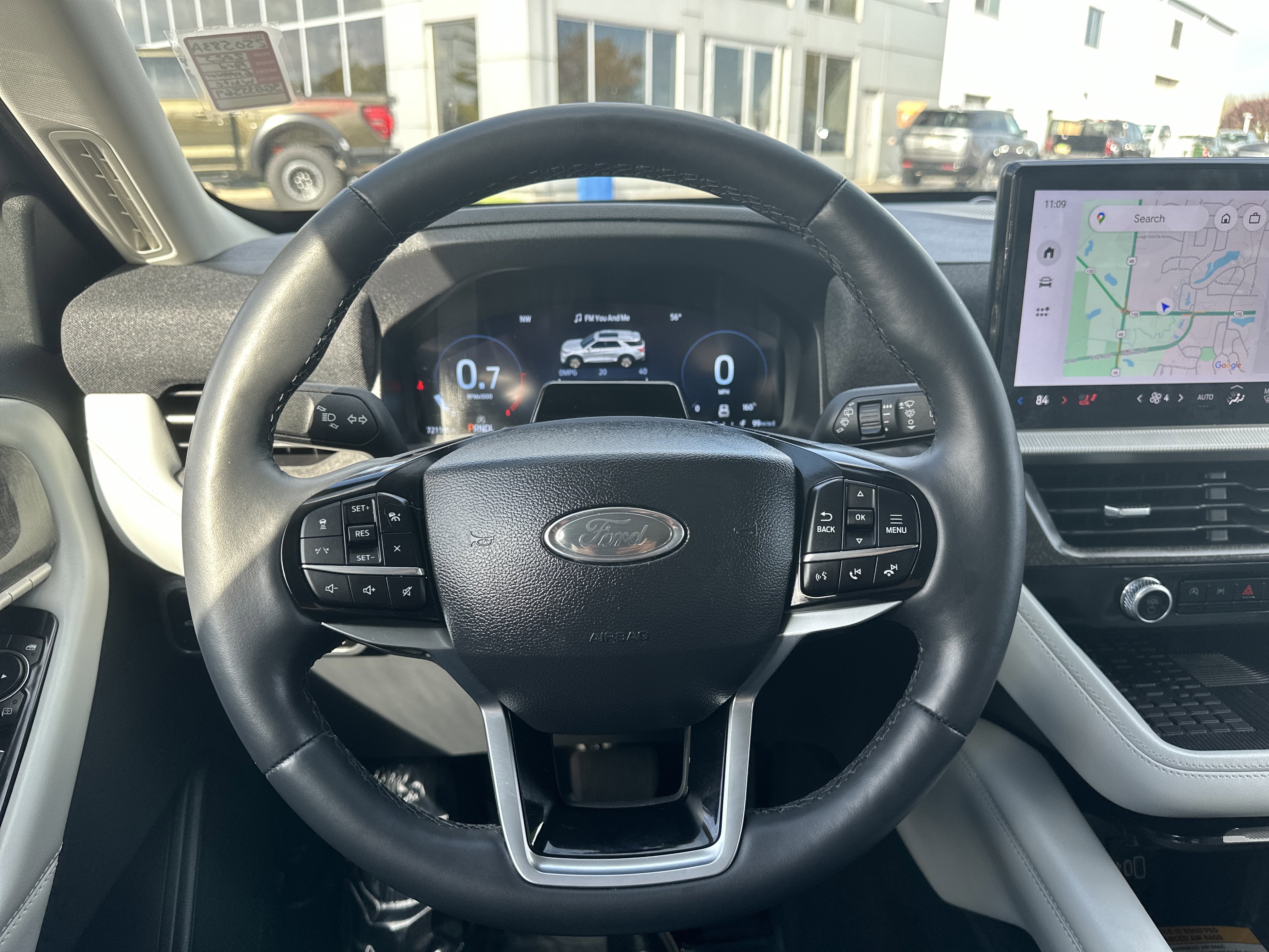 Certified 2025 Ford Explorer Platinum w/ Ultimate Package image 18