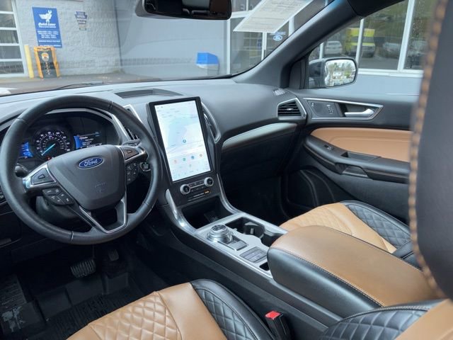 Certified 2024 Ford Edge Titanium w/ Titanium Elite Package image 25