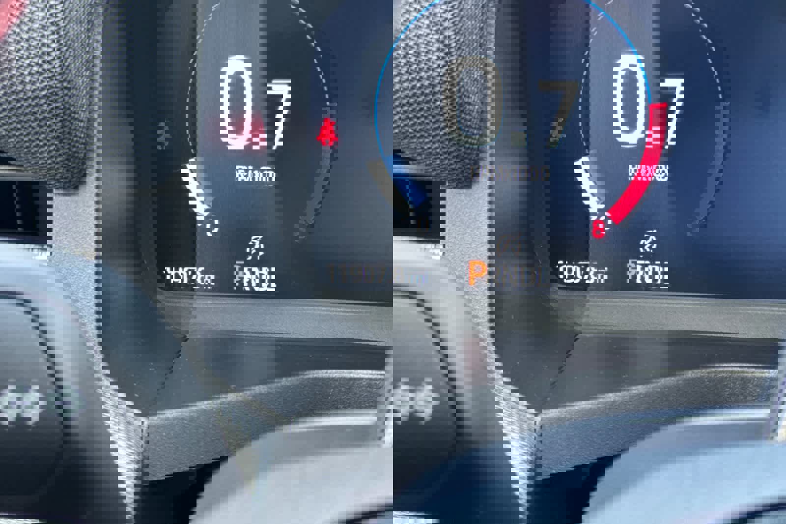 Certified 2025 Ford Explorer ST-Line image 26