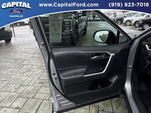 Used 2023 Toyota RAV4 XLE image 19
