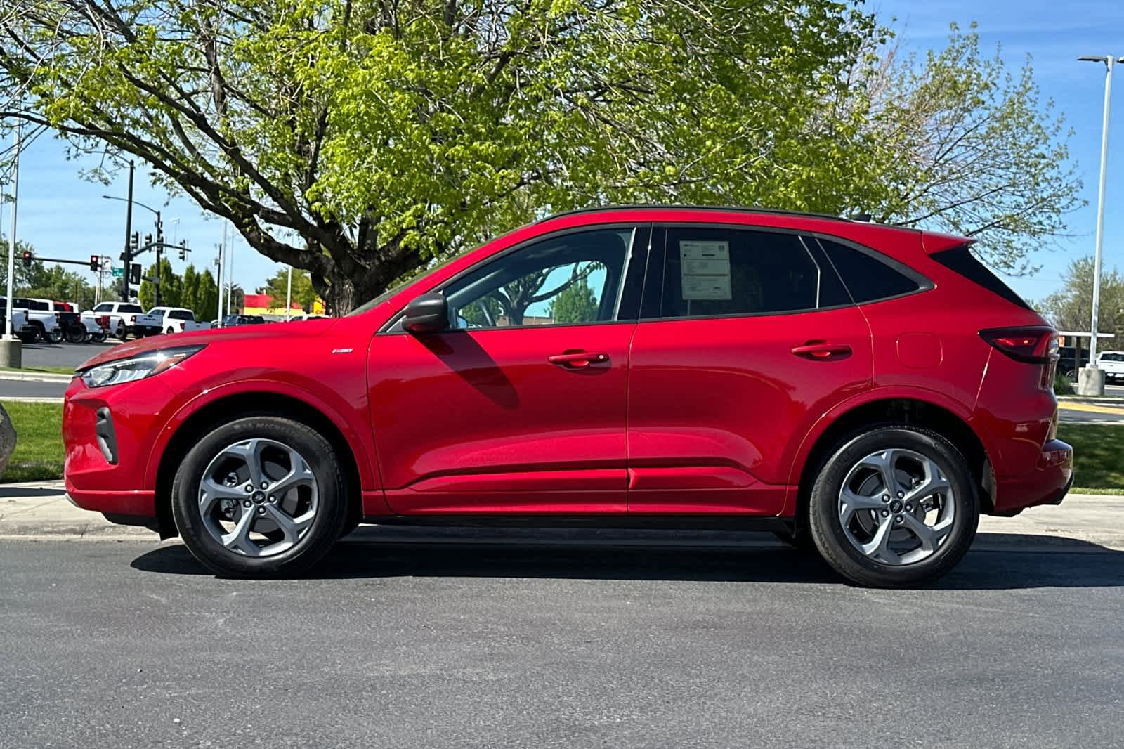 Certified 2024 Ford Escape ST-Line w/ Tech Pack #1 AWD/4WD image 5