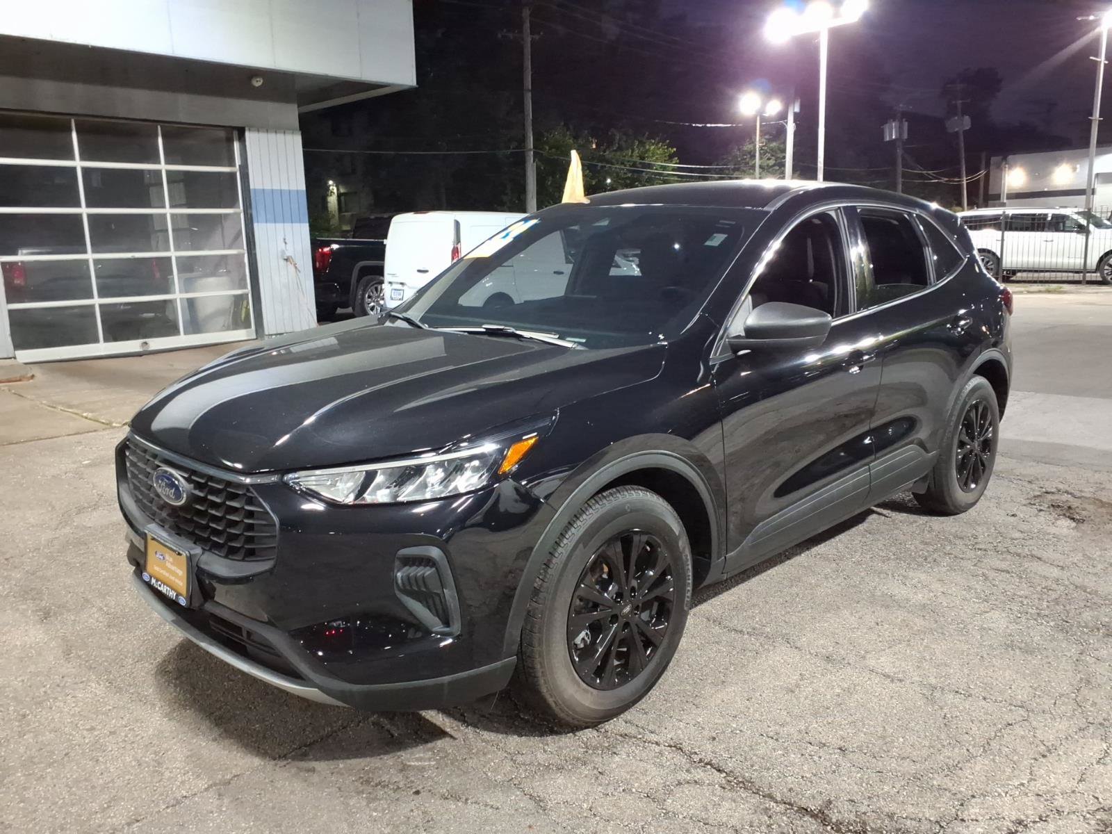 Certified 2024 Ford Escape Active w/ Cold Weather Package FWD image 7