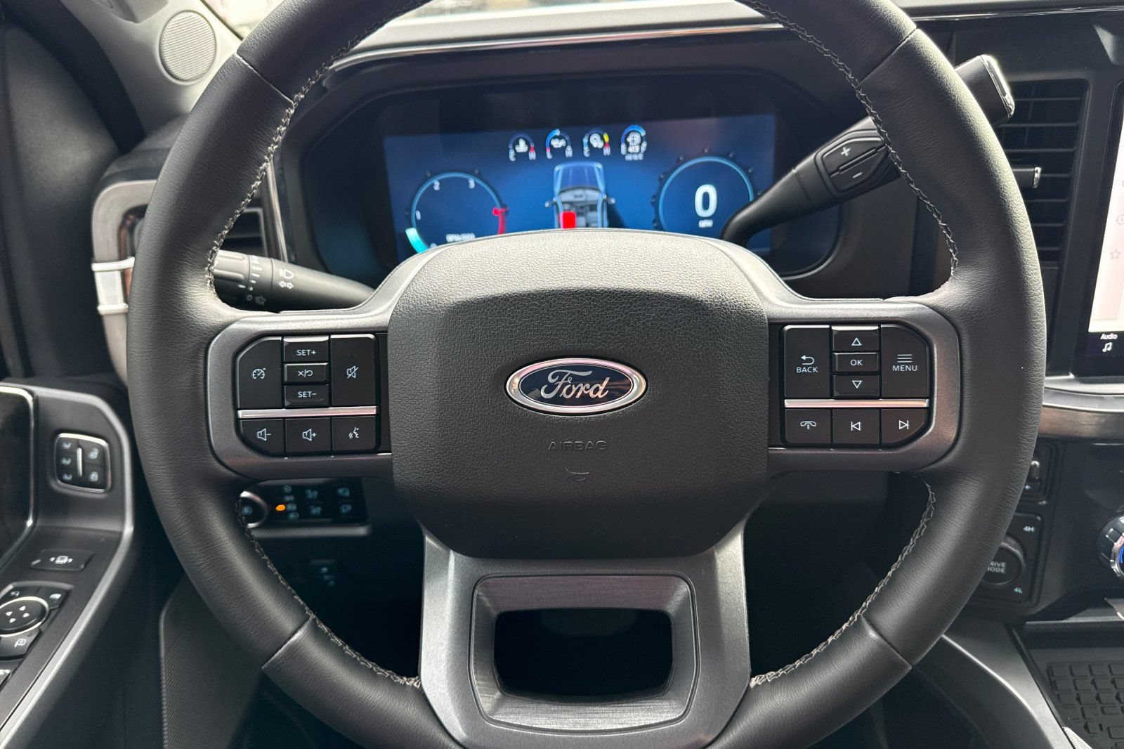 Certified 2025 Ford F250 Lariat AWD/4WD image 25