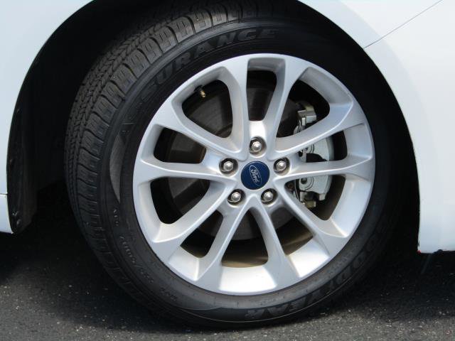 Certified 2019 Ford Fusion SE FWD image 5