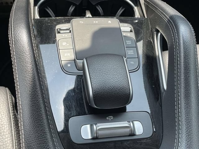 Used 2024 Mercedes-Benz GLS 580 4MATIC image 32