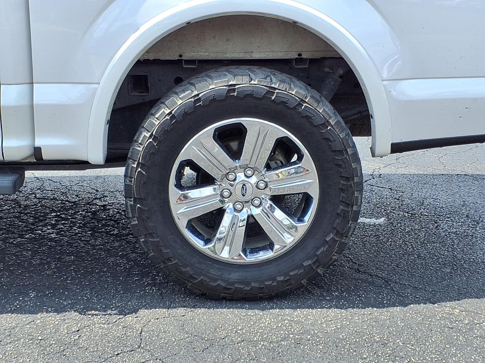 Certified 2019 Ford F150 Lariat w/ Equipment Group 502A Luxury AWD/4WD image 10