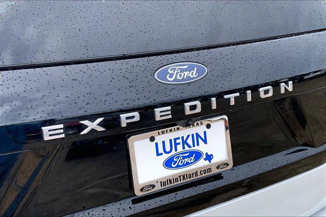 Certified 2025 Ford Expedition Active AWD/4WD image 32