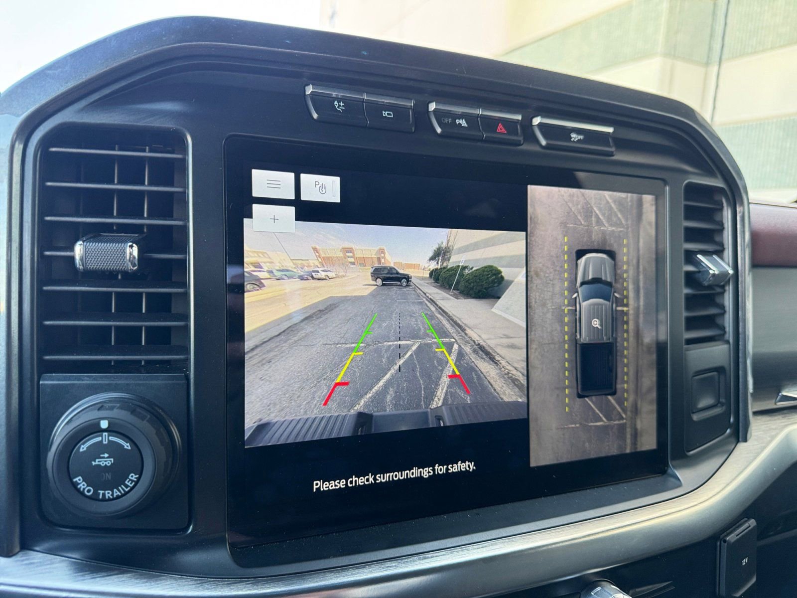 Certified 2023 Ford F150 Lariat w/ Equipment Group 502A High image 33