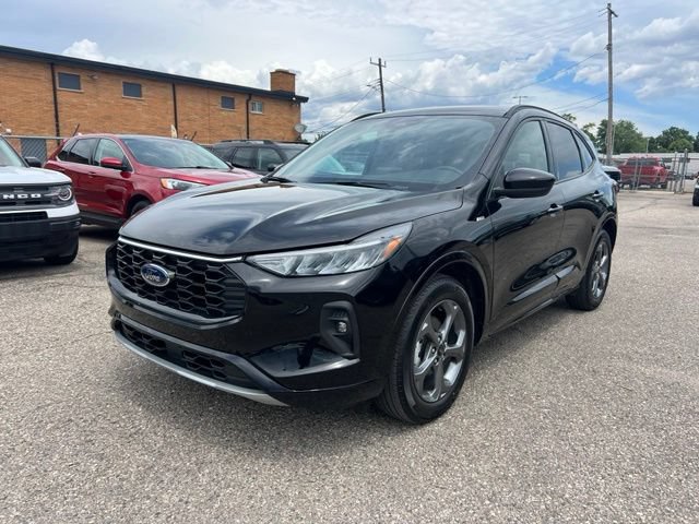 Certified 2023 Ford Escape ST-Line Select AWD/4WD image 27