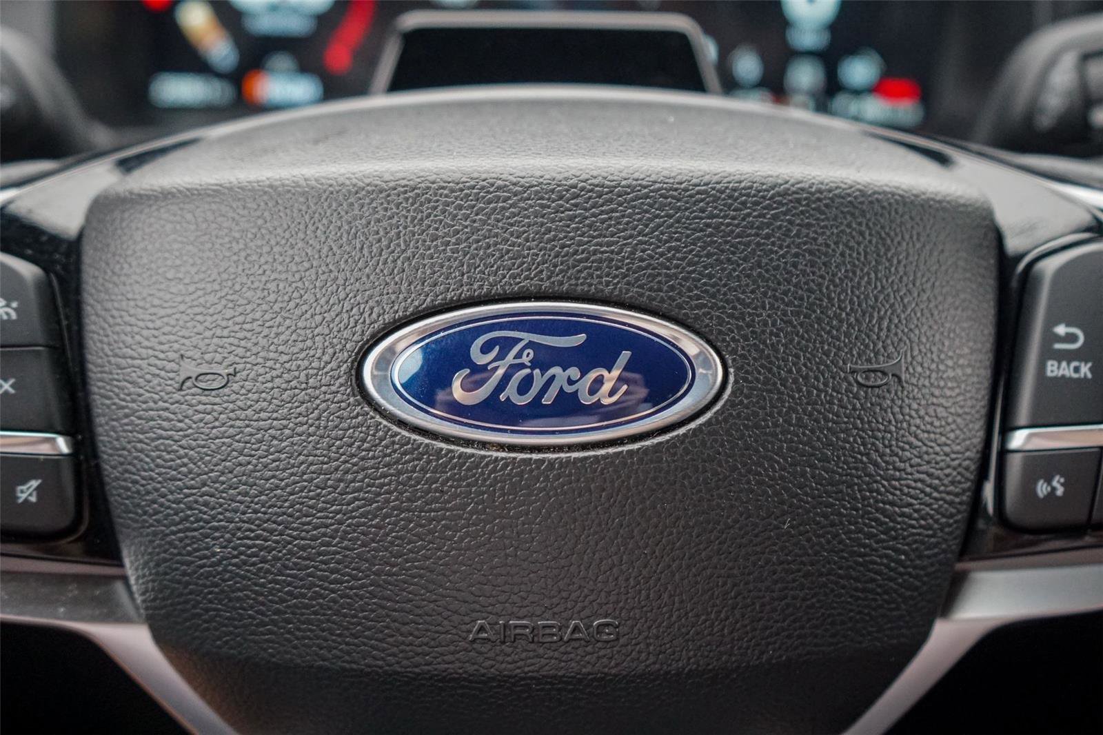 Certified 2025 Ford Explorer ST RWD image 15