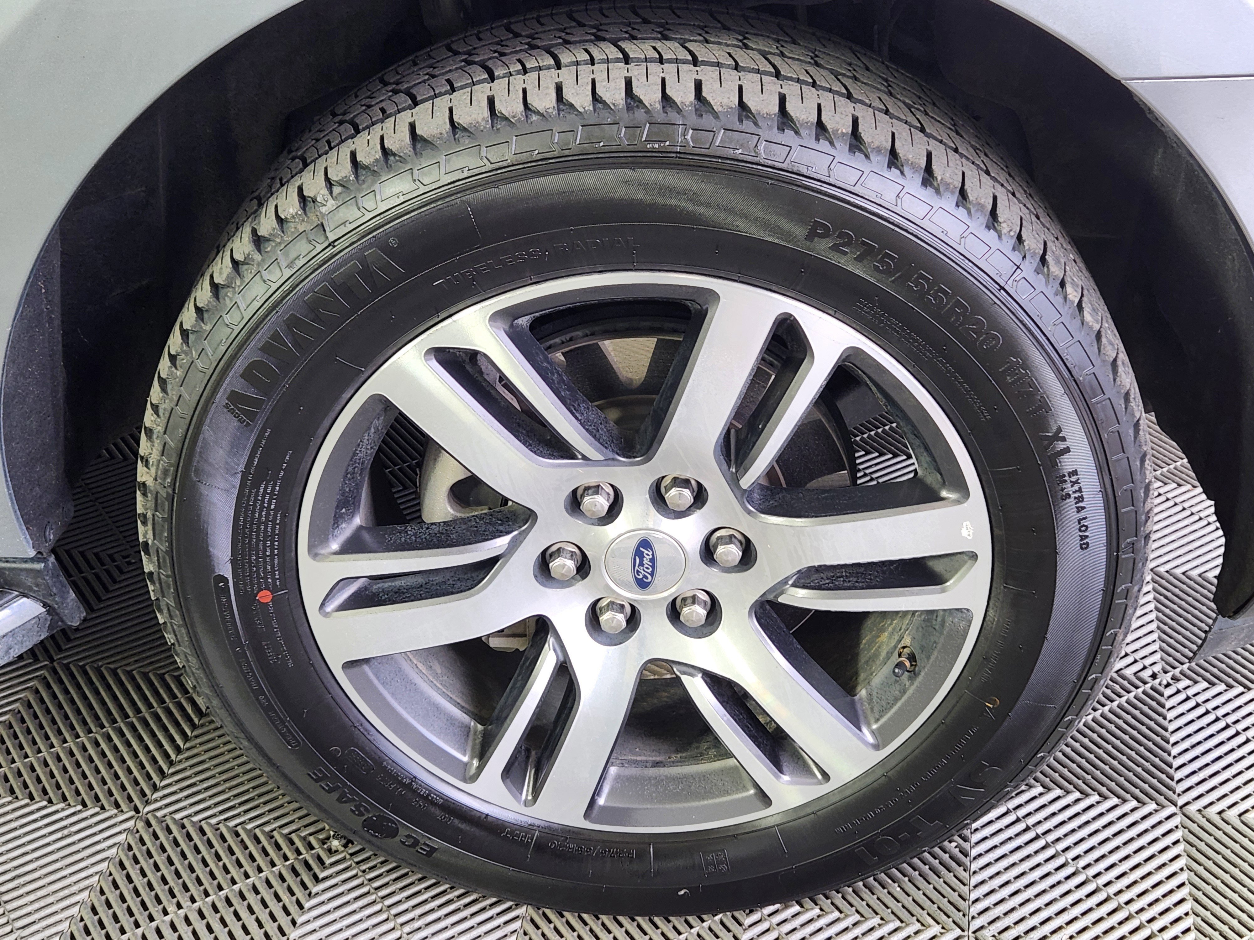 Certified 2023 Ford Expedition Max Limited image 9