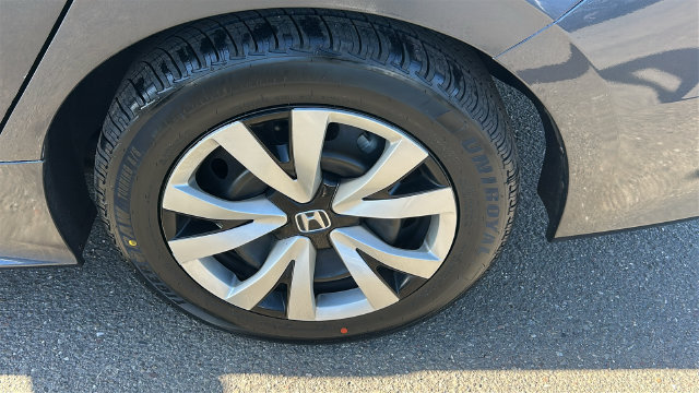 Used 2023 Honda Civic LX image 6