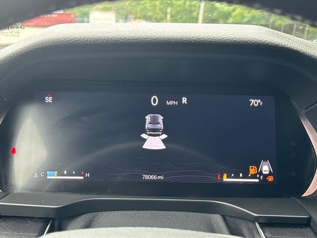 Used 2022 Jeep Grand Cherokee Altitude AWD/4WD image 27