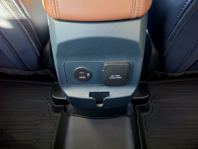 Certified 2024 Ford Maverick Lariat AWD/4WD image 17