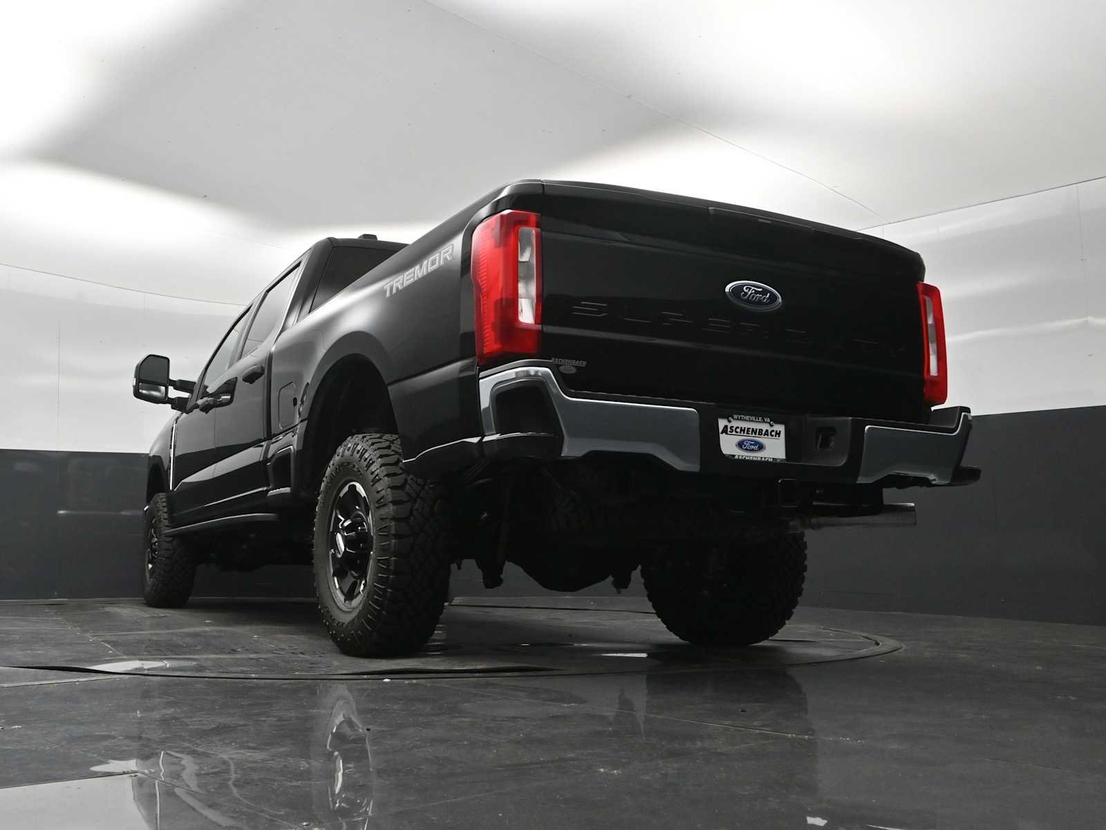 Certified 2026 Ford F250 XLT w/ Tremor Off-Road Package AWD/4WD image 49