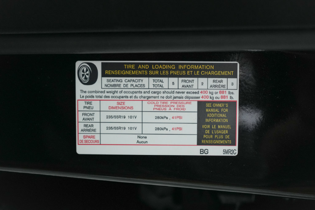 Used 2023 Nissan Ariya FWD image 29