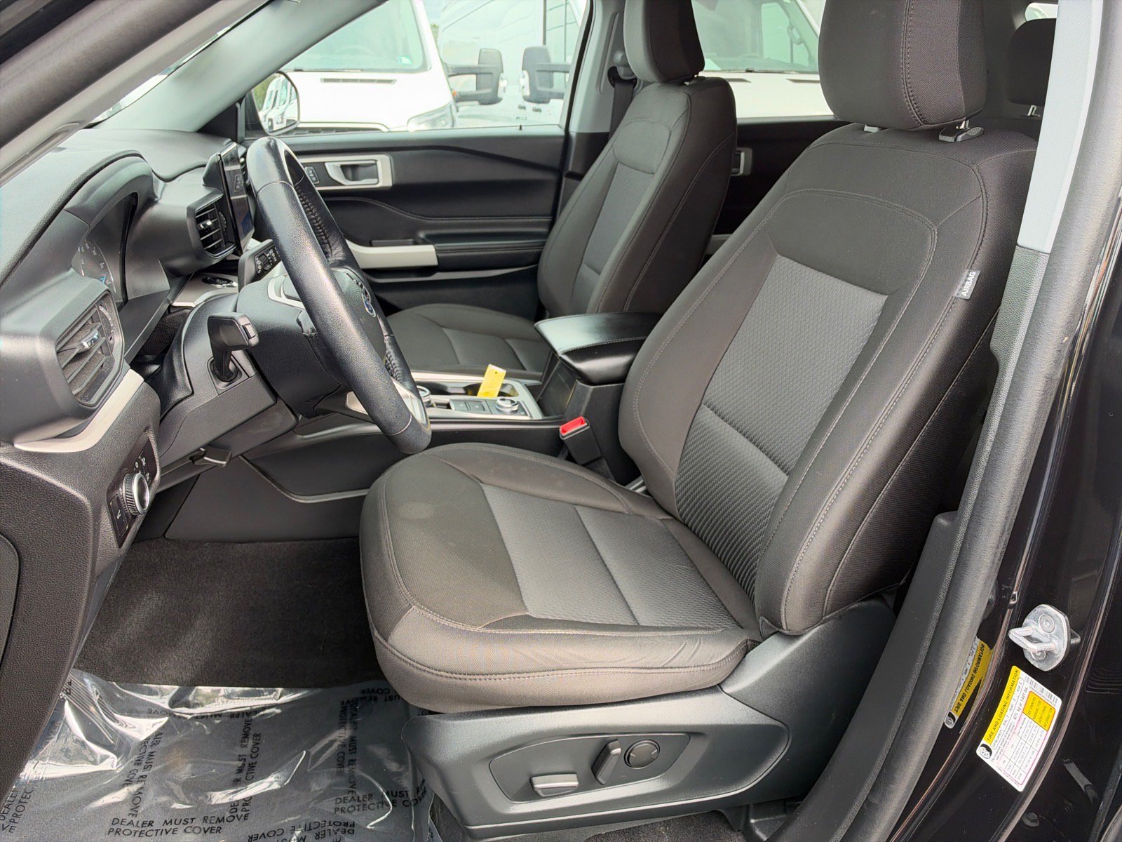 Certified 2023 Ford Explorer XLT AWD/4WD image 9