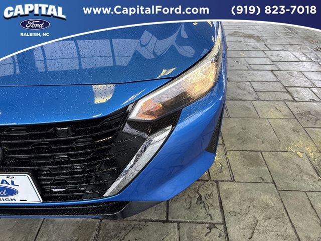 Used 2025 Nissan Sentra SV image 11