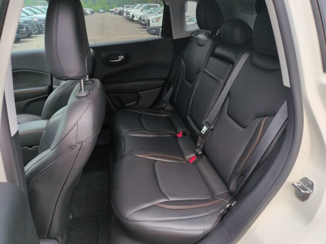 Used 2018 Jeep Compass Limited AWD/4WD image 23