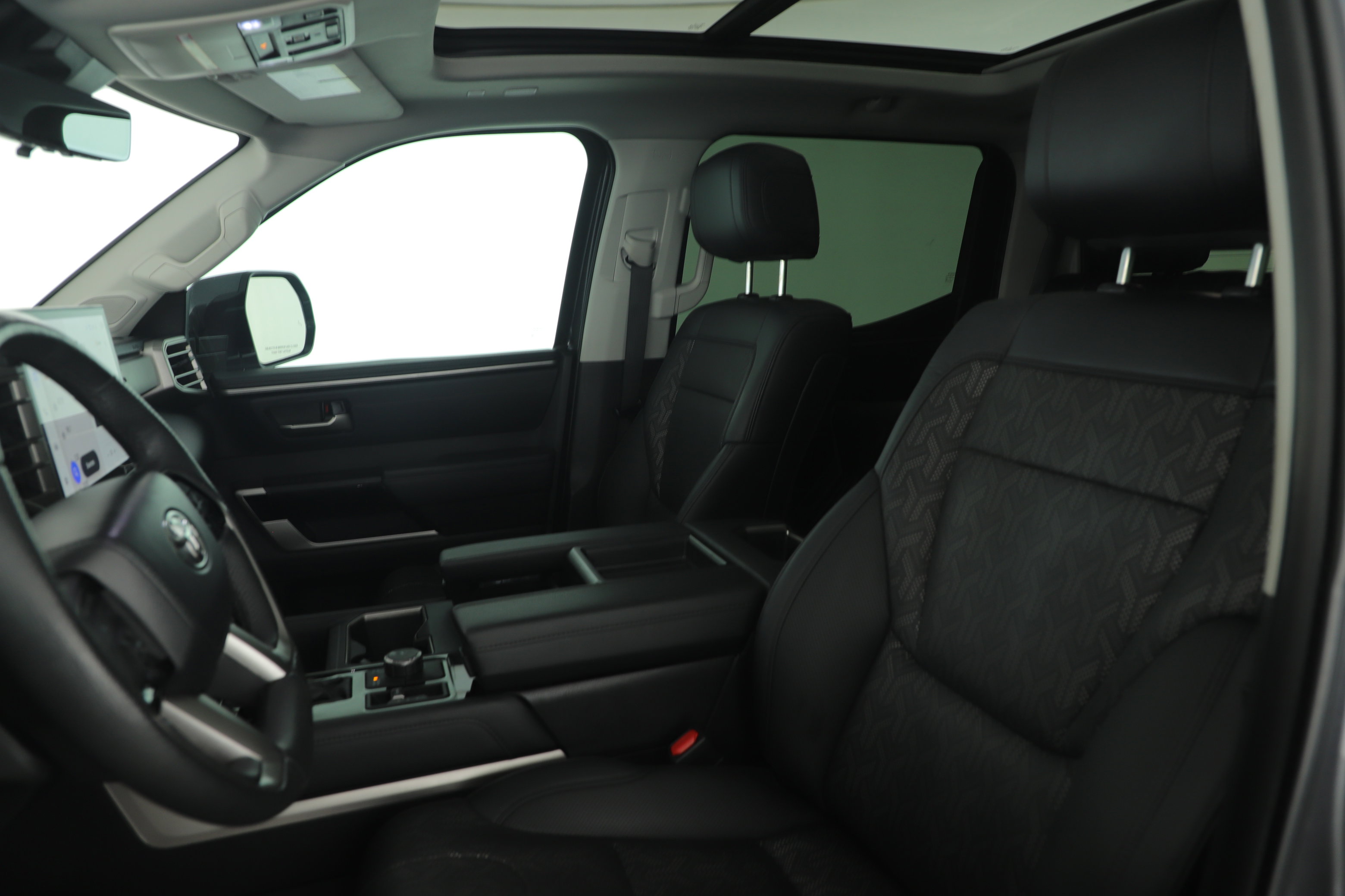 Used 2023 Toyota Tundra Limited image 24