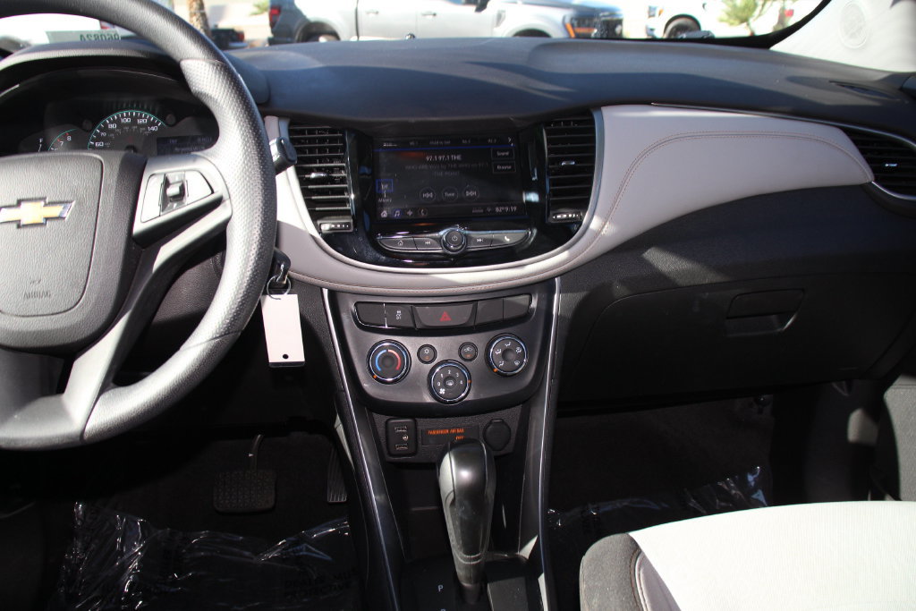 Used 2020 Chevrolet Trax LS w/ Tint and Cruise Package FWD image 18