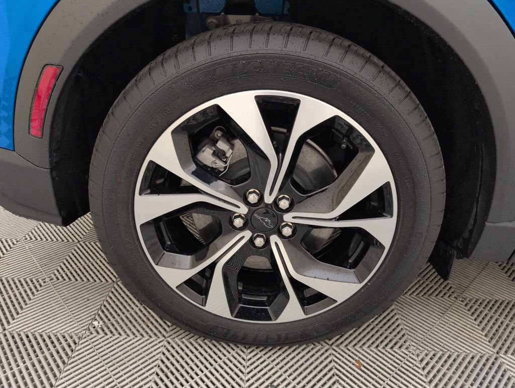 Certified 2025 Ford Mustang Mach-E Select w/ Comfort Package Lite image 21