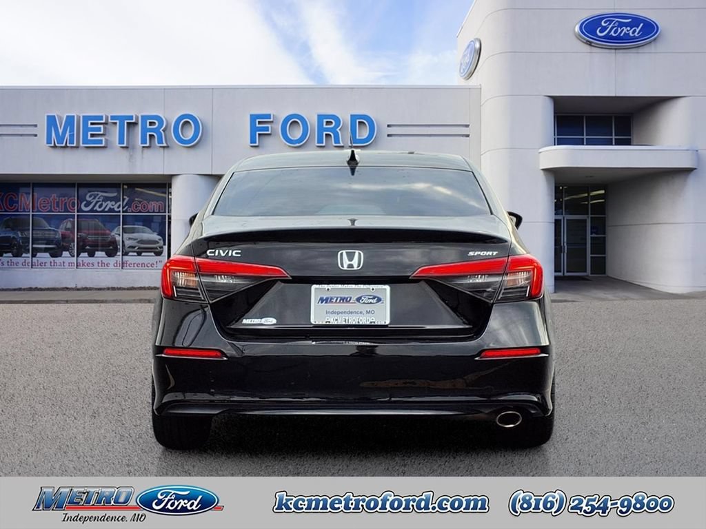 Used 2022 Honda Civic Sport image 4