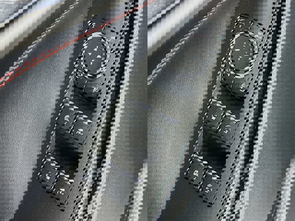 Certified 2022 Ford Explorer ST-Line image 30