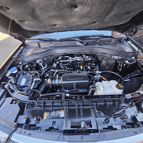 Certified 2022 Ford Explorer XLT w/ Class IV Trailer Tow Package image 10