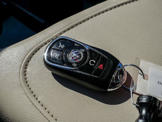 Used 2023 Buick Enclave Essence w/ Sport Touring Edition FWD image 37