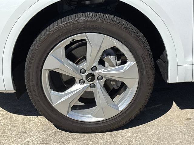 Used 2023 Audi Q5 2.0T Premium Plus w/ Premium Plus Package image 14